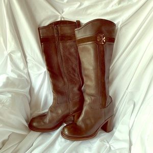 Boots Tory Burch